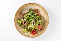 Салат теплый мясной